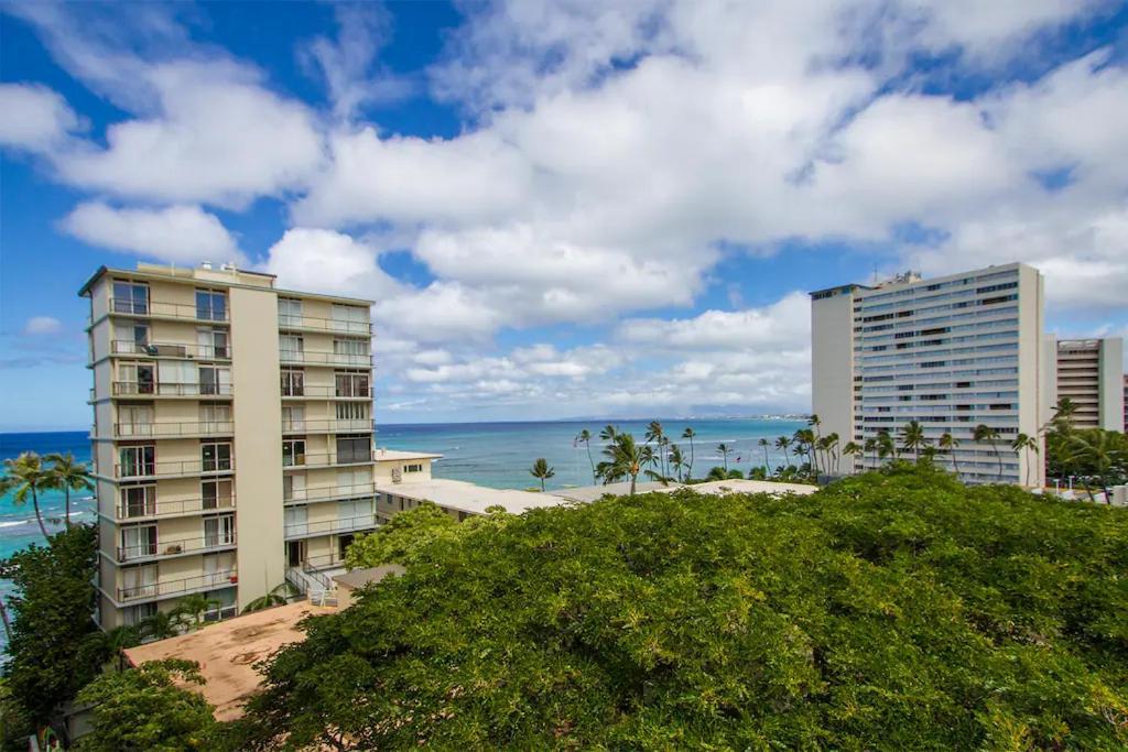 Diamond Head Beach Hotel Гонолулу Экстерьер фото