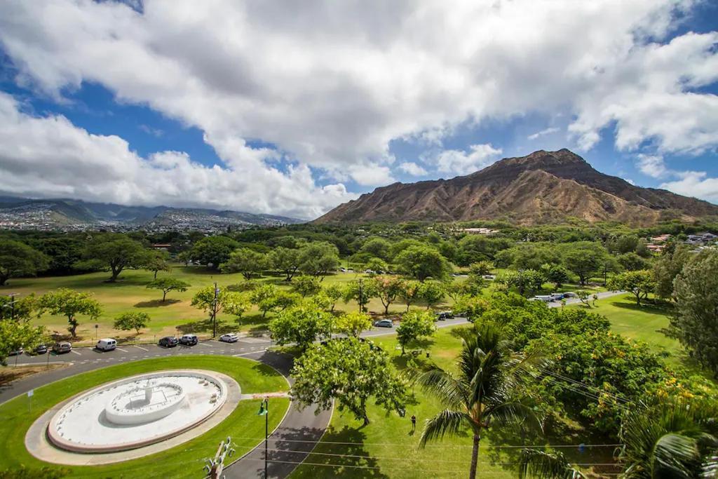 Diamond Head Beach Hotel Гонолулу Экстерьер фото