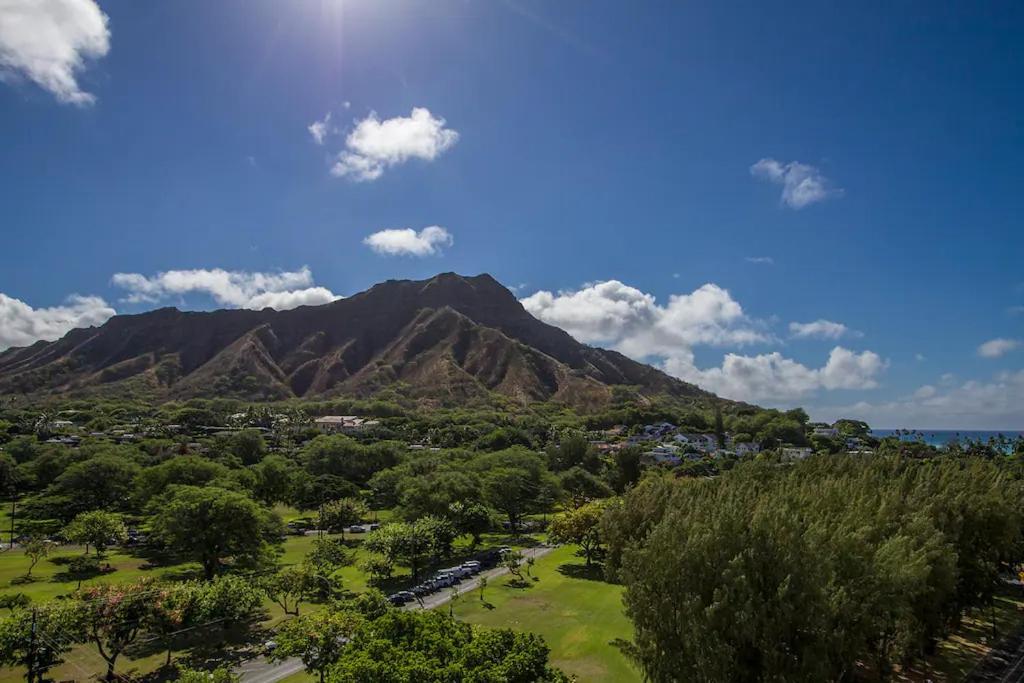 Diamond Head Beach Hotel Гонолулу Экстерьер фото