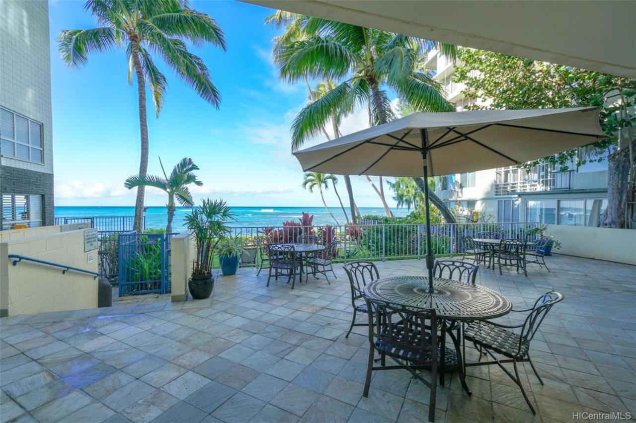 Diamond Head Beach Hotel Гонолулу Экстерьер фото