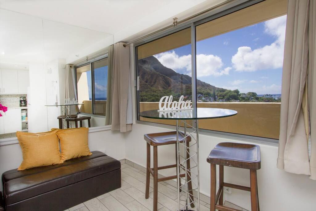 Diamond Head Beach Hotel Гонолулу Номер фото