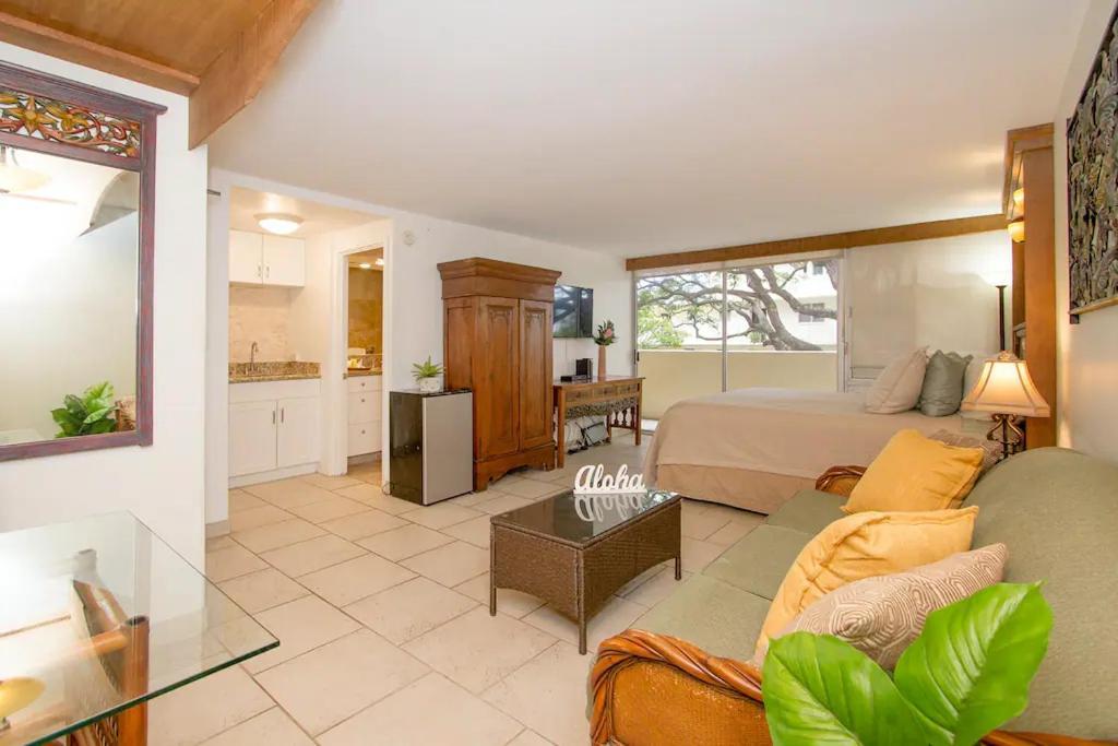 Diamond Head Beach Hotel Гонолулу Номер фото