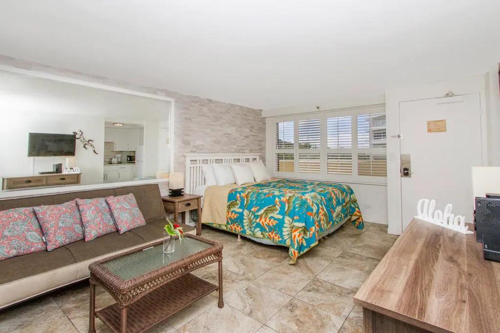 Diamond Head Beach Hotel Гонолулу Номер фото
